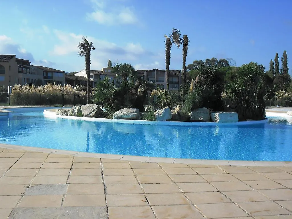 Aparthotel Echappee Bleue Immobilier - Les Marines Cogolin 2*,