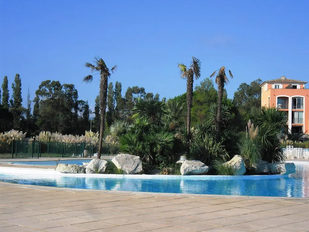 Aparthotel Echappee Bleue Immobilier - Les Marines Cogolin